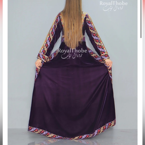 Worn once purple ROYAL THOBE size 2 with detachable skirt - Picture 4 of 8